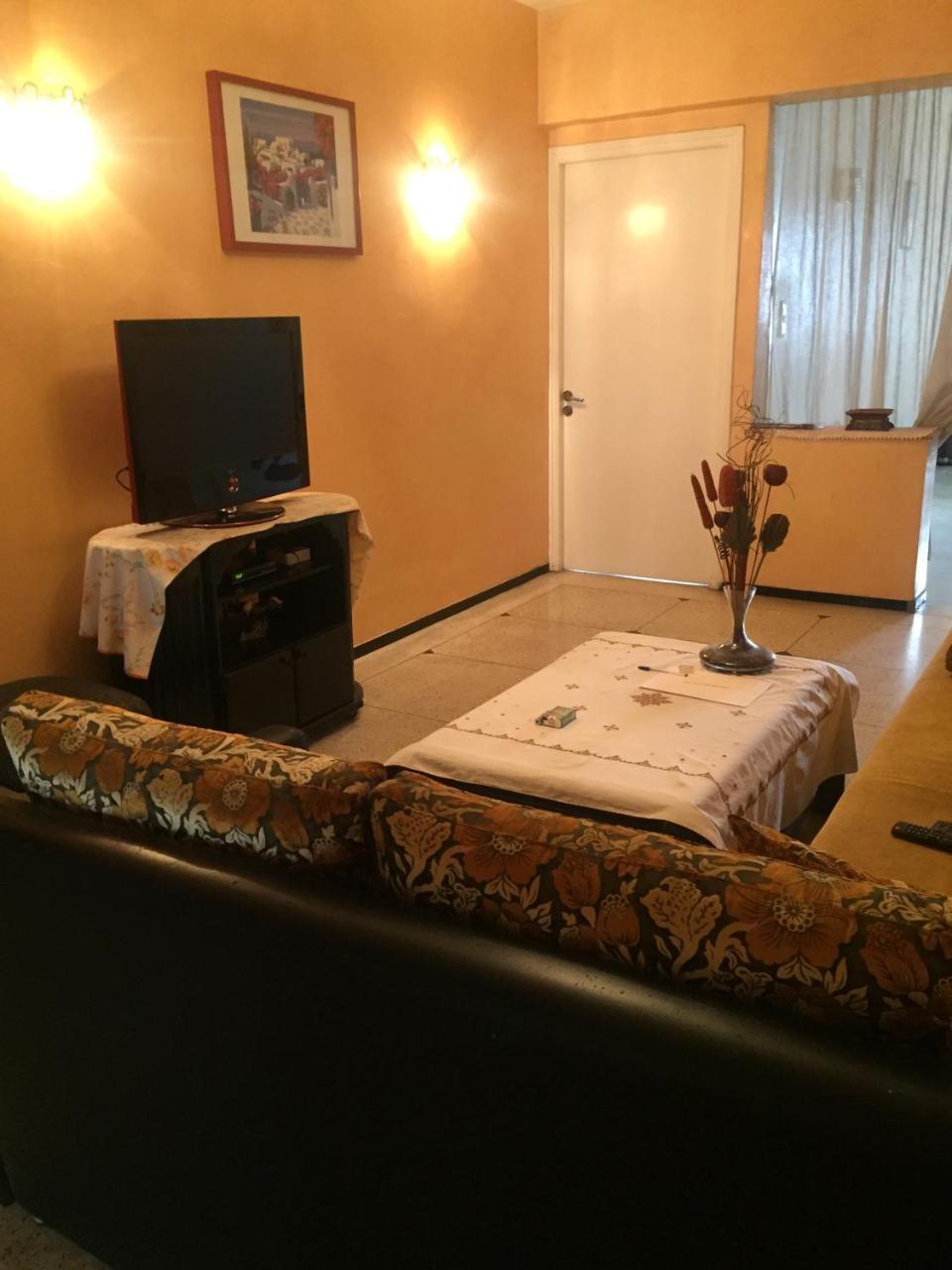 Property Located In A Quiet Area Near The Train Station Casablanca Exterior photo